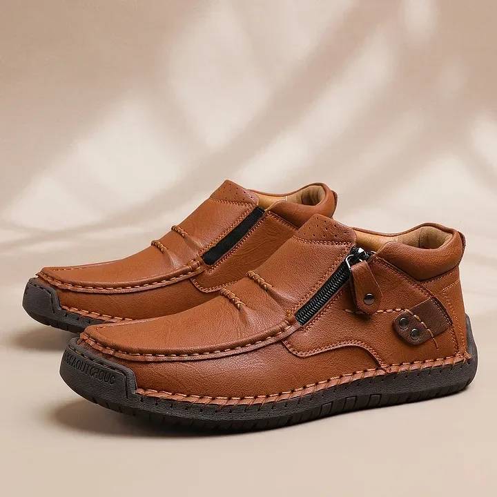 Botas de conducción antideslizantes de cuero premium para hombre, hechas a mano, con punta ancha y soporte para el arco.