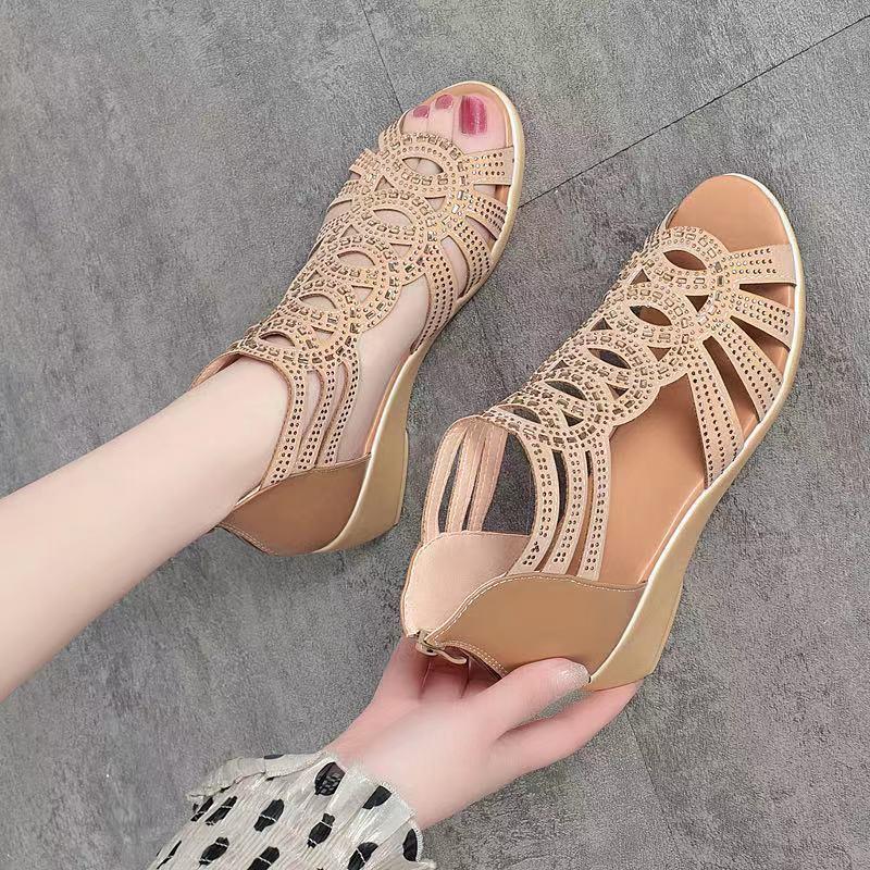 【35-40】2025 nuevo hueco transpirable sandalias medias altas suela suave cuero suave moda elástica
