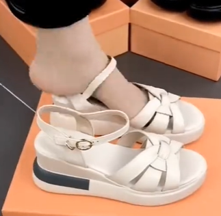 💞【45% OFF】【35-40】Sandale cu pană în stil nou