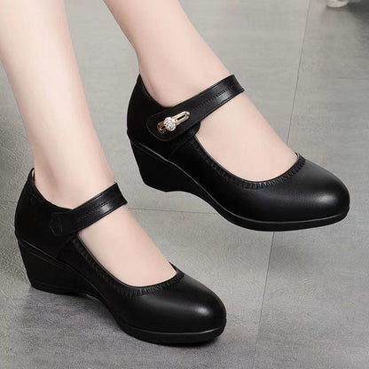 😍Poslední den sleva 50 %【35-41】Letní klínové ortopedické boty, měkká podrážka, protiskluzové, pohodlné na nošení.