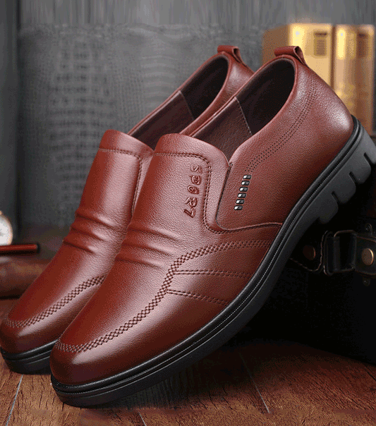 👞【39-44】Elegantni in udobni moški nedrseči formalni poslovni usnjeni čevlji